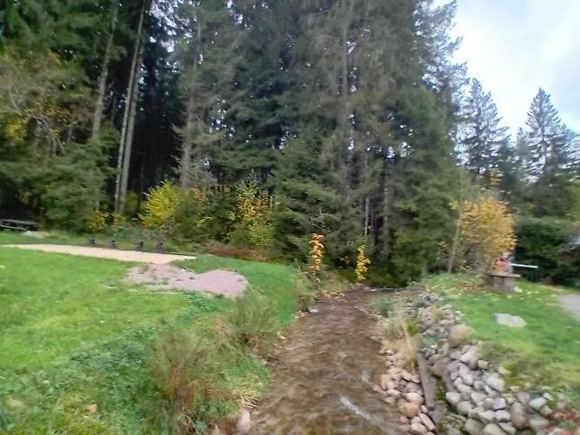 Les Lololange 샬레 *